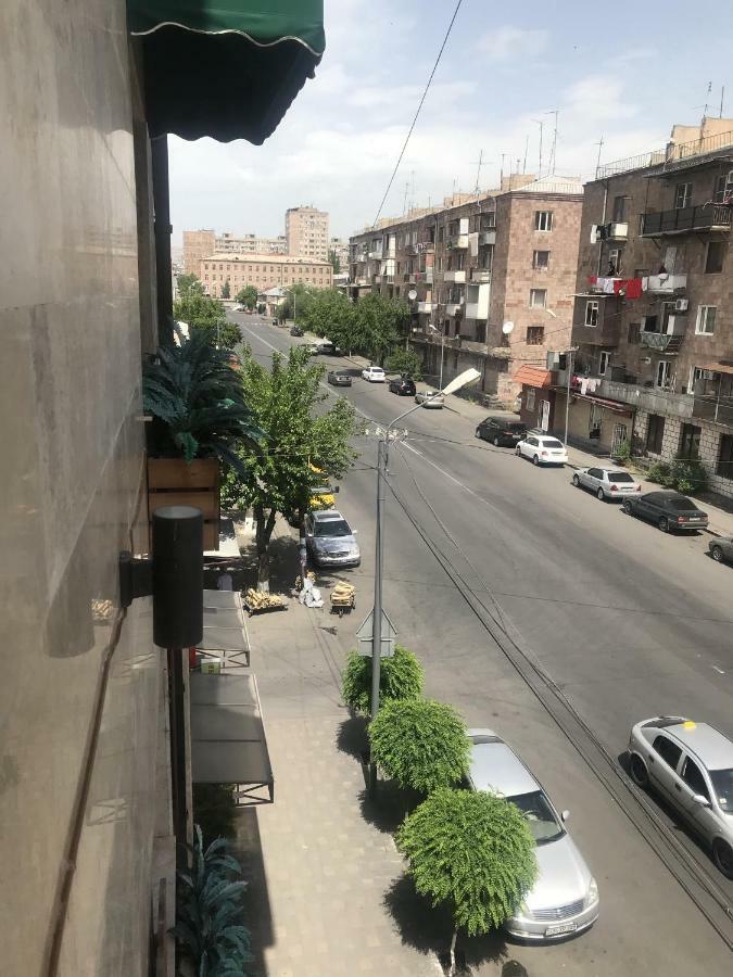Armenian Inn Ереван Экстерьер фото